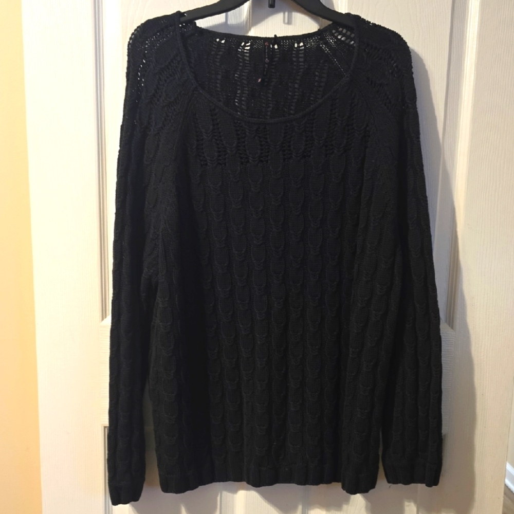 Allie & Rob Black Knit Top